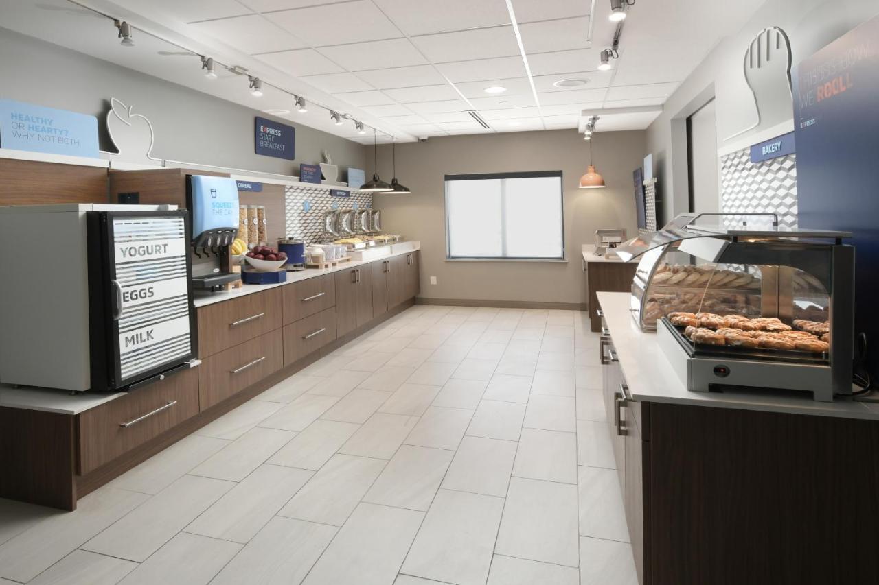 Holiday Inn Express & Suites - Williamstown - Glassboro By Ihg Kültér fotó