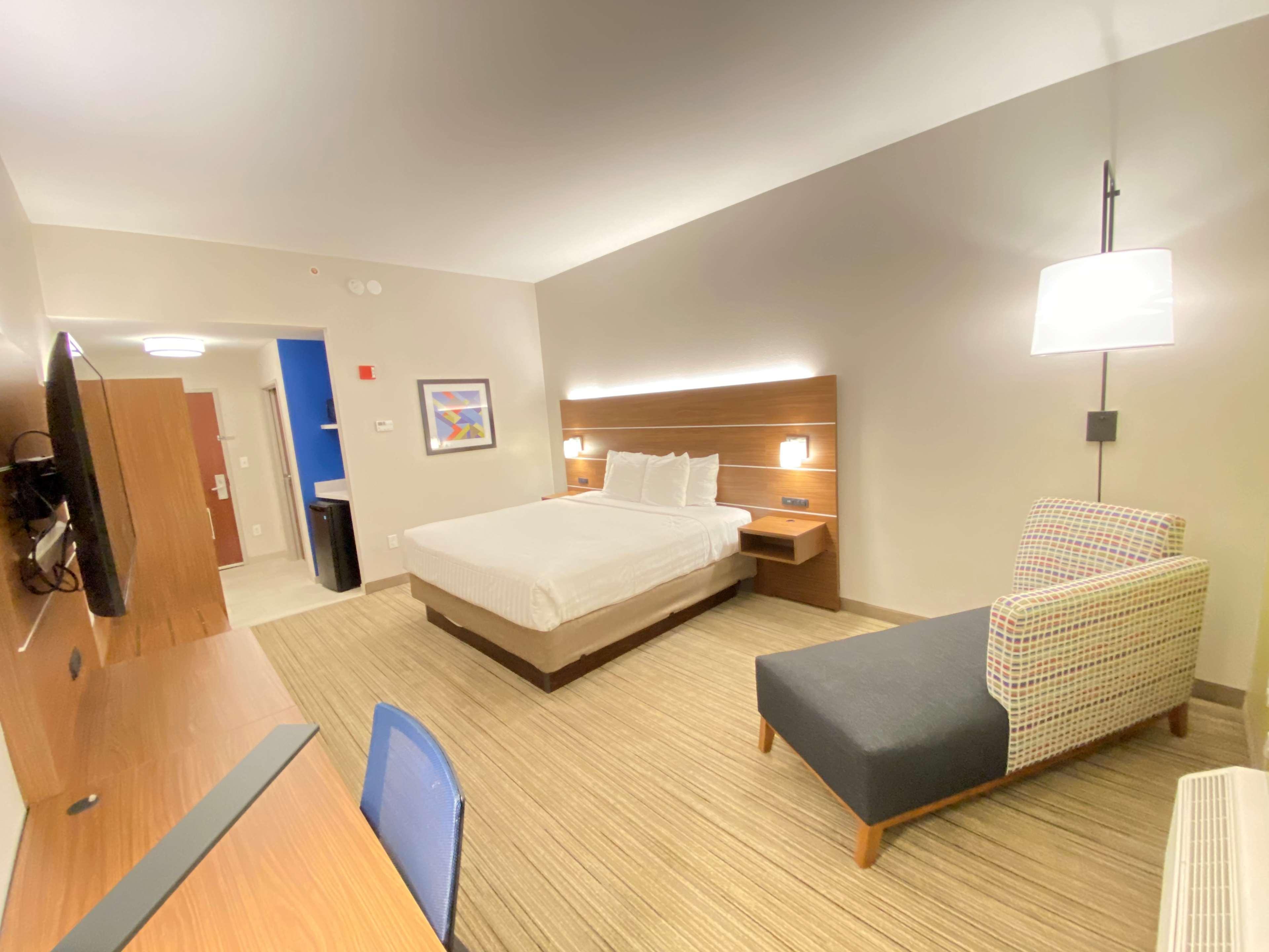 Holiday Inn Express & Suites - Williamstown - Glassboro By Ihg Kültér fotó